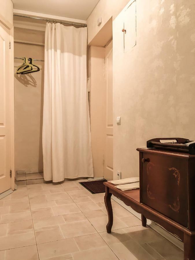 Sunflower Apartment Near Kiev Airport & Railway Station & Center City! Luaran gambar